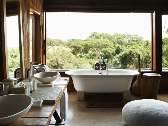 Singita Faru Faru River Lodge - Bathroom 